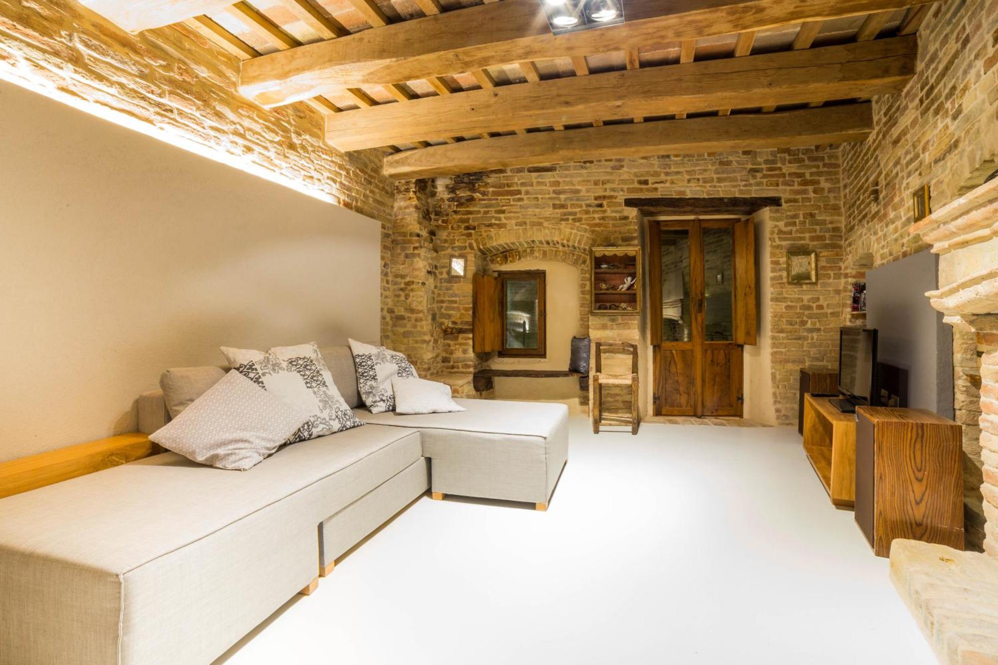 The Monastery - Unique Vacation Home Монтепрандоне Екстериор снимка